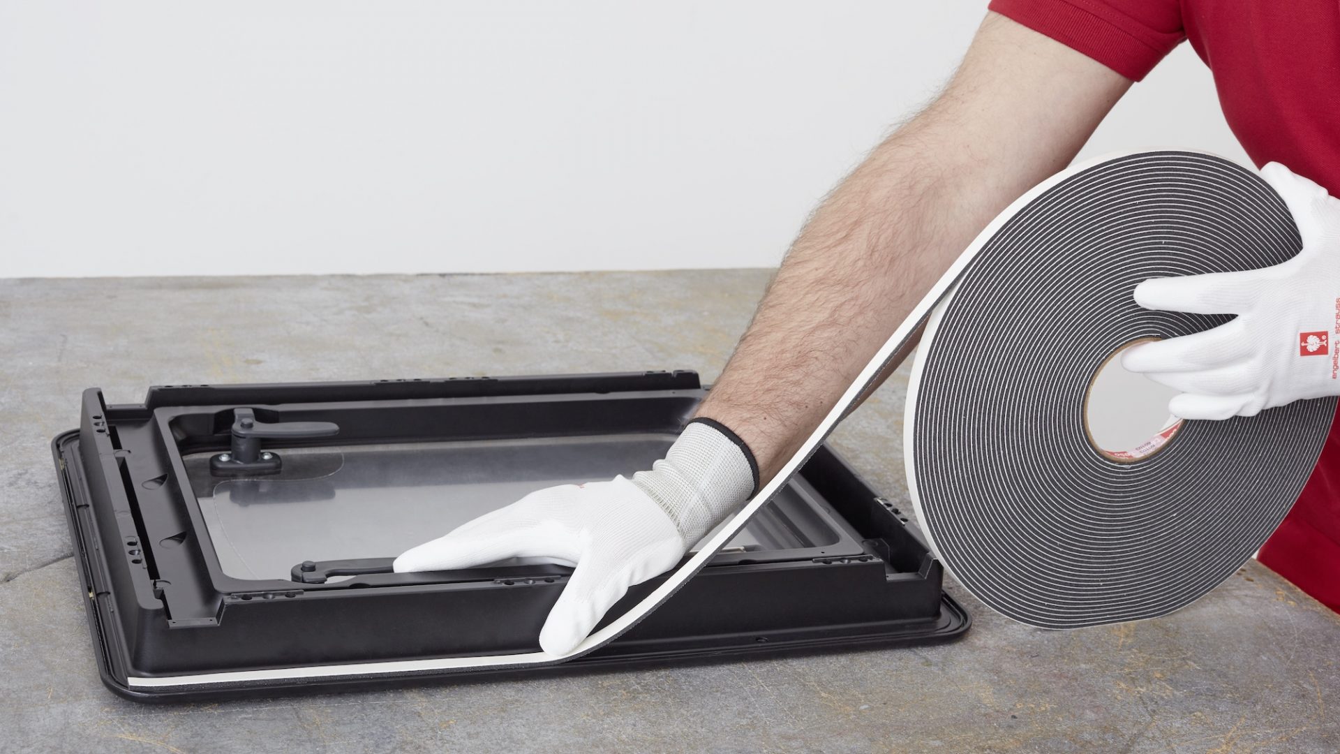 tesa® 600 Series PVC Foam Tape Waterproof sealing, concrete